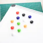 Deli Whiteboard Magnets E7824 - 12 Magnets – 20 mm - 6 Colors - Image 7